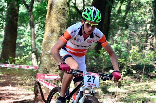 MTB - Douglas Neto / Foto:Luis Claudio Antunes / Bike76